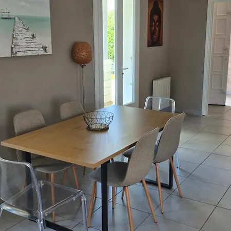 Maison Familiale Grau D'agde, 800m Plage, Parking, Clim וילה *