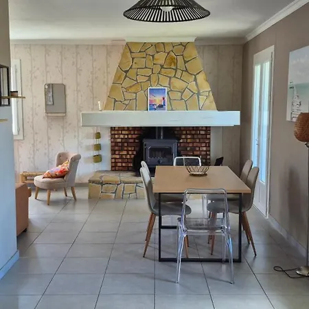Maison Familiale Grau D'agde, 800m Plage, Parking, Clim 别墅 Le Grau-dʼAgde