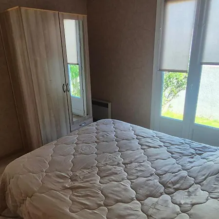 Maison Familiale Grau D'agde, 800m Plage, Parking, Clim וילה
